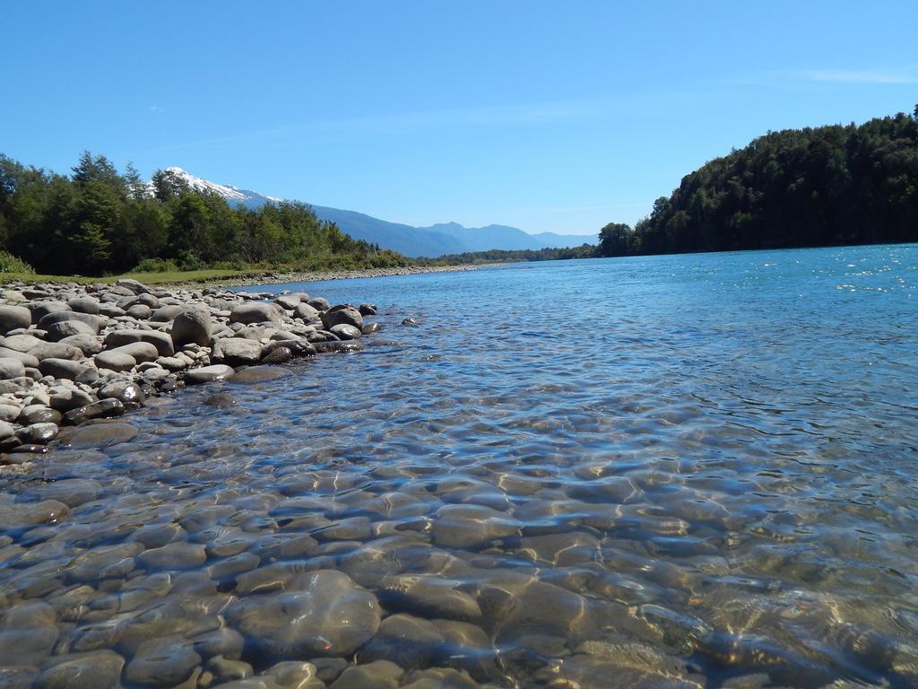 Cabanas Nutrias Patagonicas Puelo River Eksteriør billede