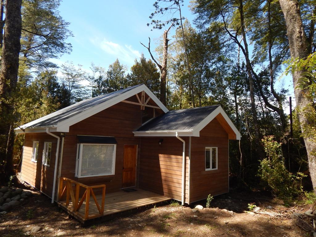 Cabanas Nutrias Patagonicas Puelo River Eksteriør billede