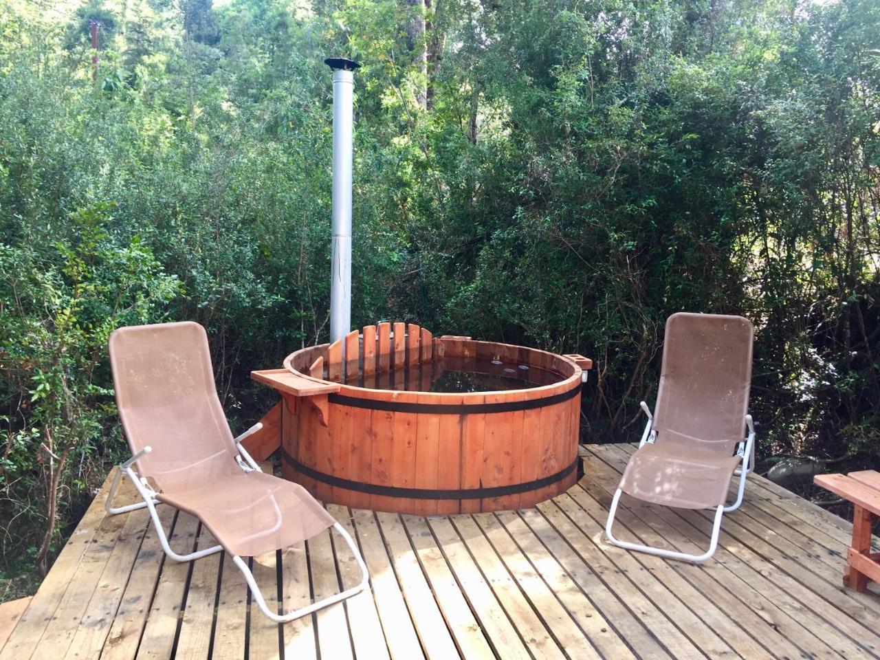 Cabanas Nutrias Patagonicas Puelo River Eksteriør billede