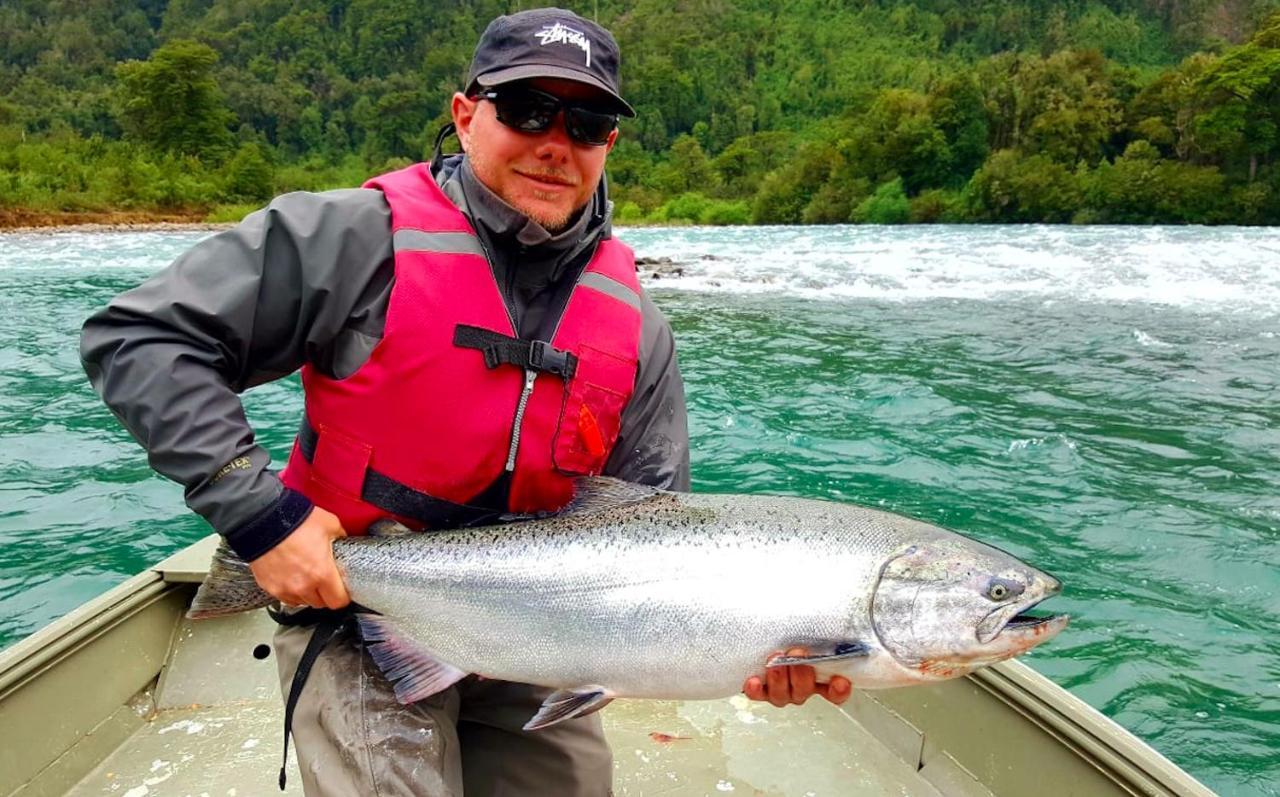 Cabanas Nutrias Patagonicas Puelo River Eksteriør billede
